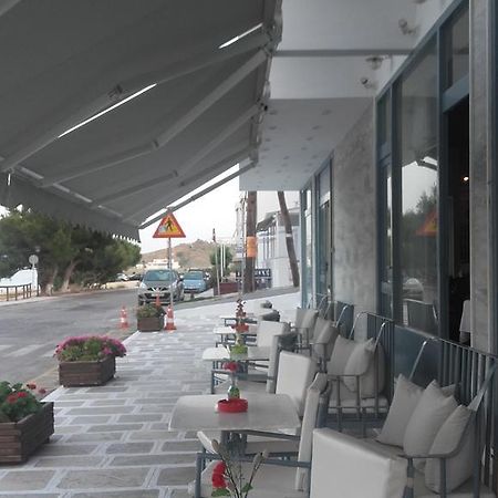 Hotel Asteria Tínos Esterno foto